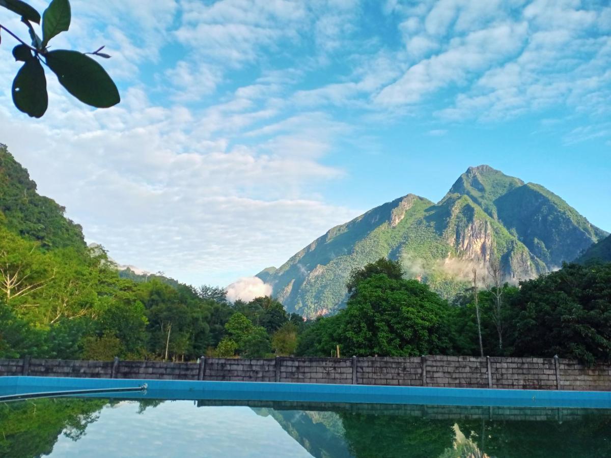 Nongkhiaw Campingsite Swimming Pool Hotel Ban Phathok Eksteriør billede