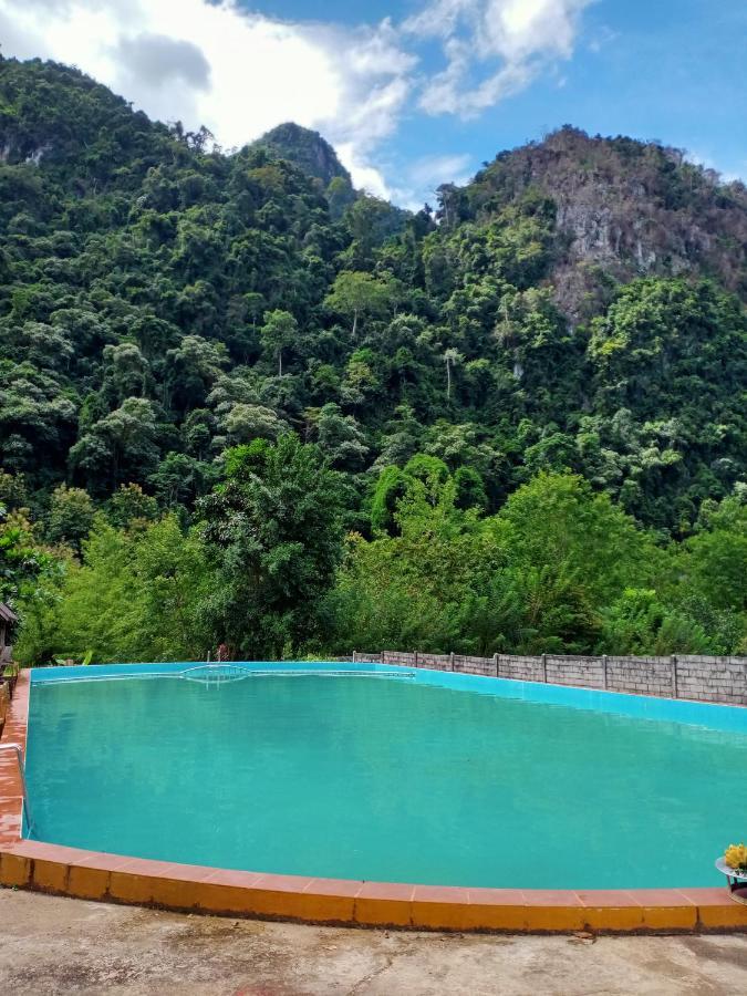 Nongkhiaw Campingsite Swimming Pool Hotel Ban Phathok Eksteriør billede