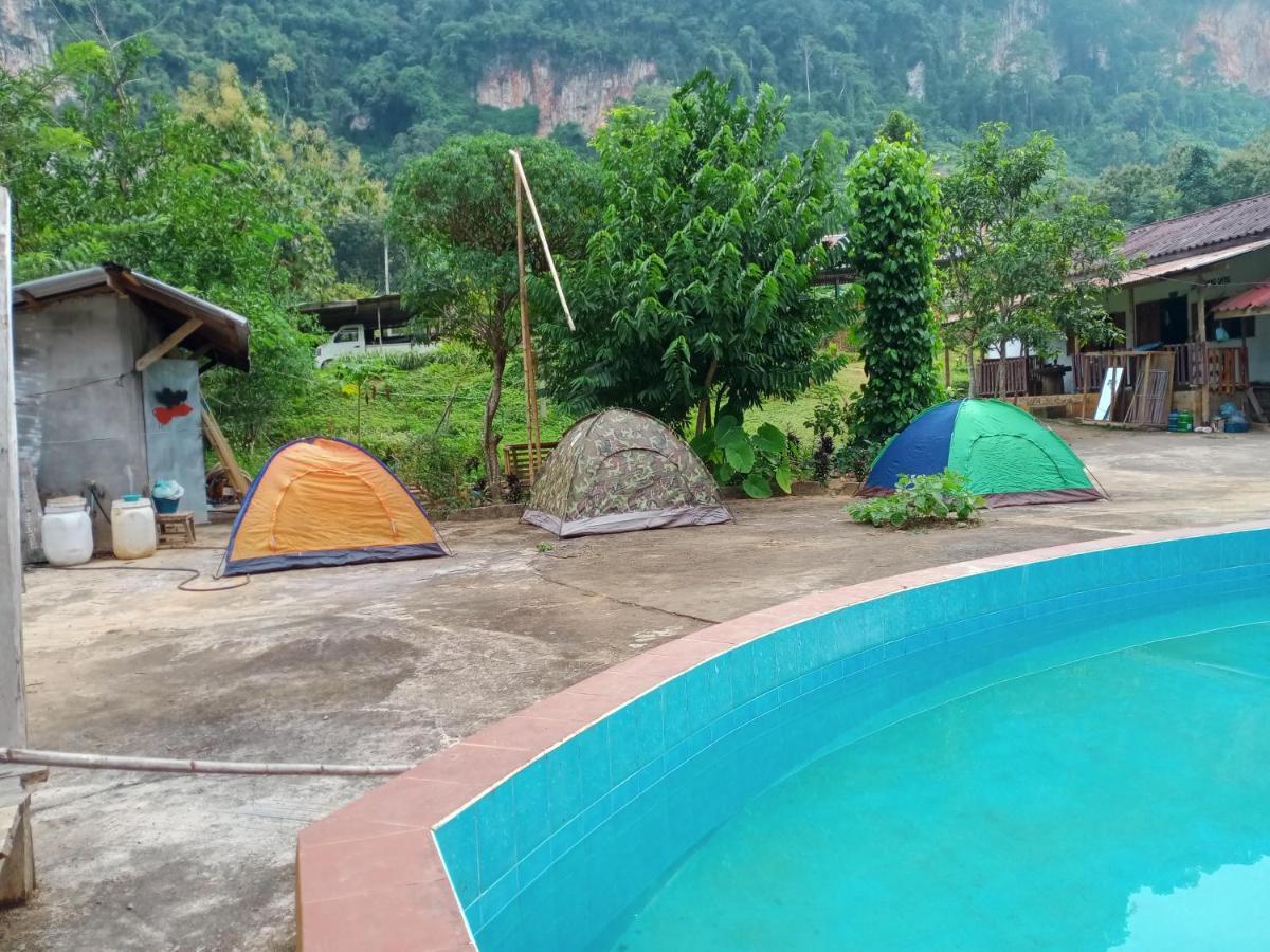 Nongkhiaw Campingsite Swimming Pool Hotel Ban Phathok Eksteriør billede
