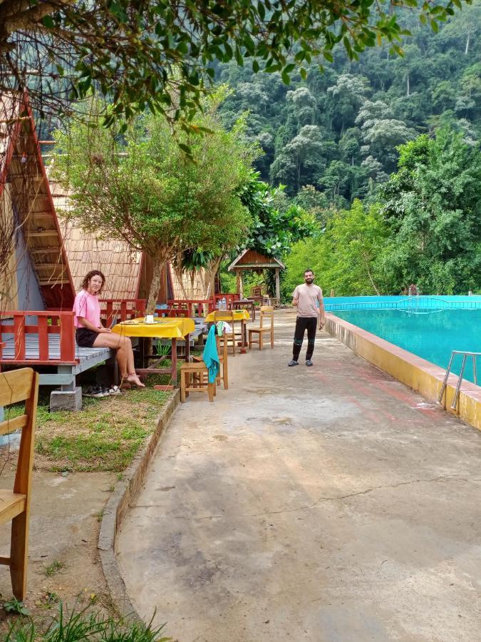 Nongkhiaw Campingsite Swimming Pool Hotel Ban Phathok Eksteriør billede